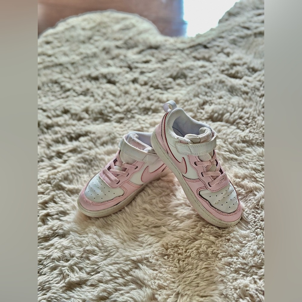 Nike shoes